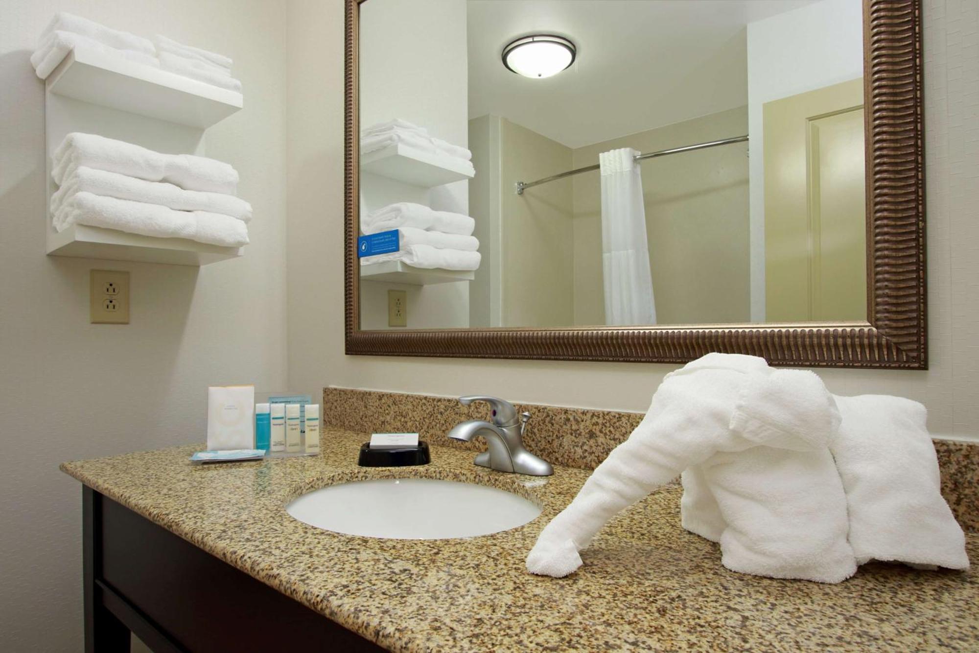 Hampton Inn Winfield Tucker Kültér fotó