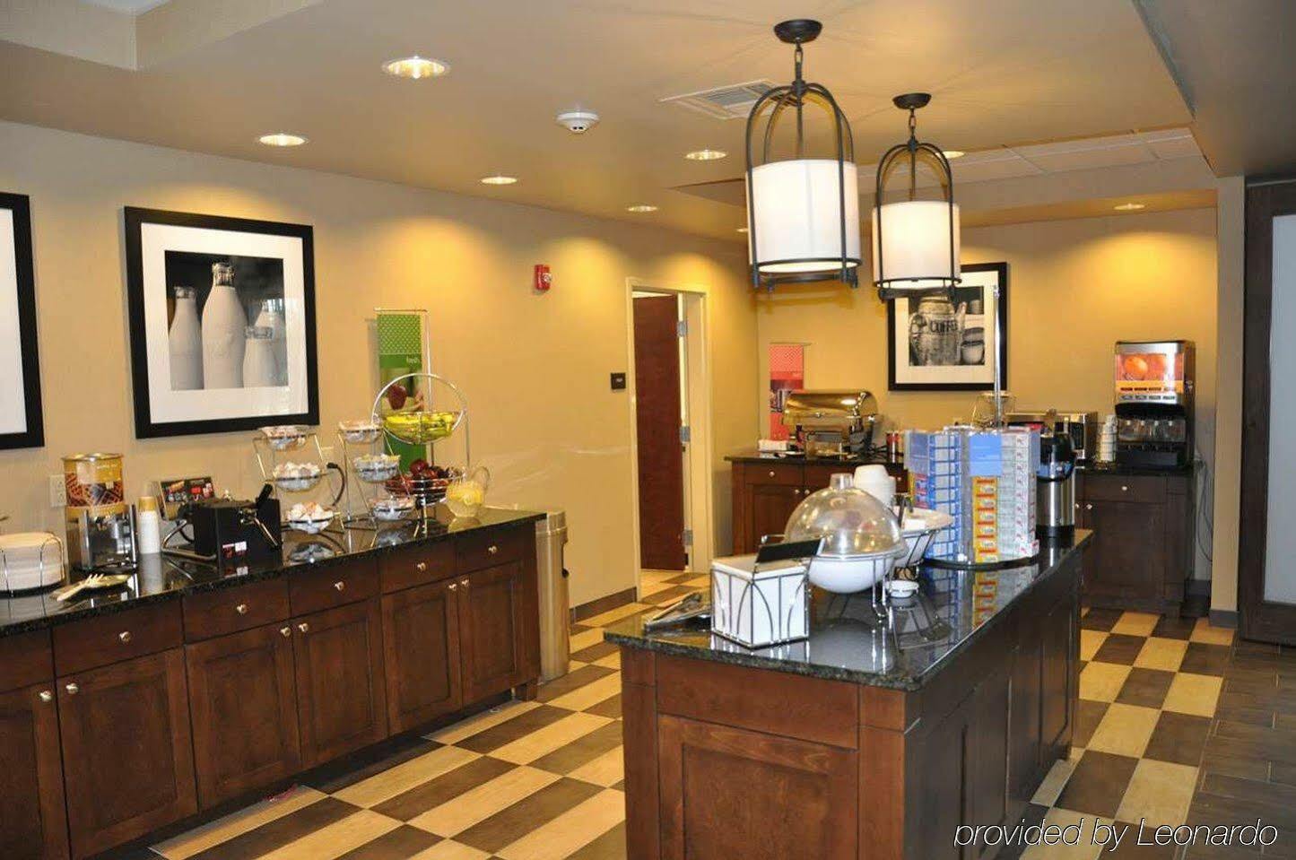 Hampton Inn Winfield Tucker Kültér fotó